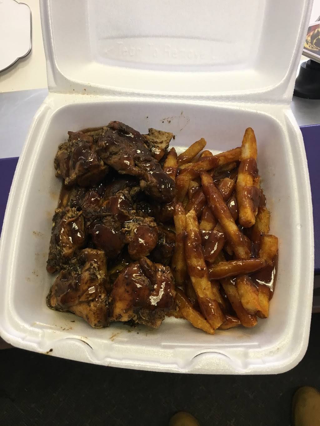 The Jerk Shop | restaurant | 5614 W Chicago Ave, Chicago, IL 60651, USA | 3128241366 OR +1 312-824-1366