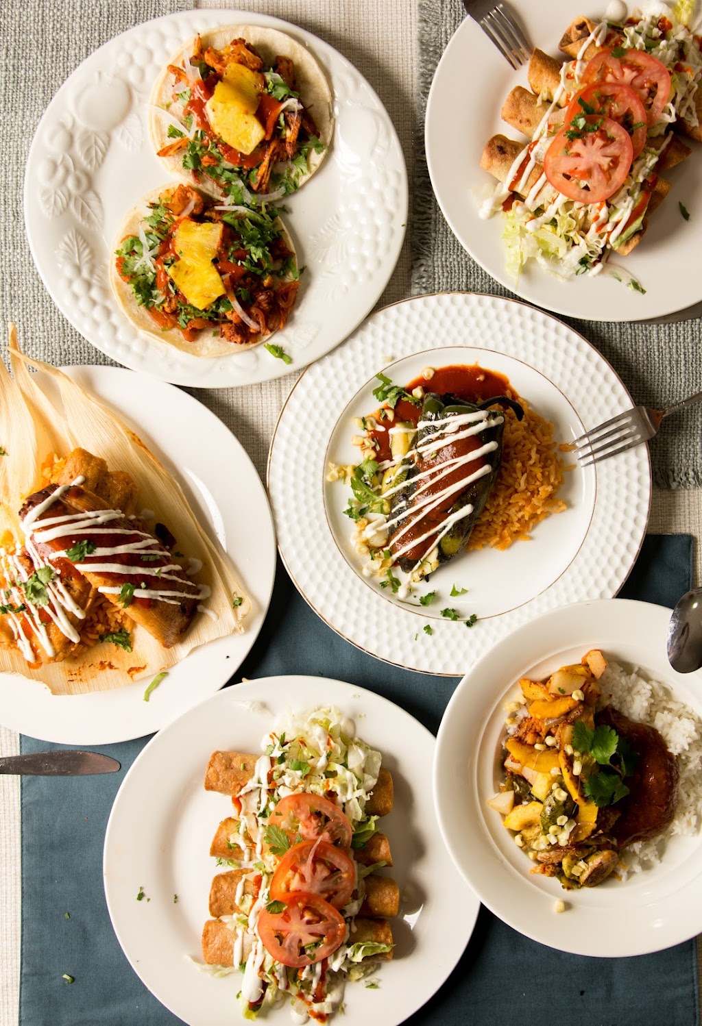 Mercadito Food Truck | restaurant | 1758 Industrial Way, Napa, CA 94558, USA | 7076557159 OR +1 707-655-7159