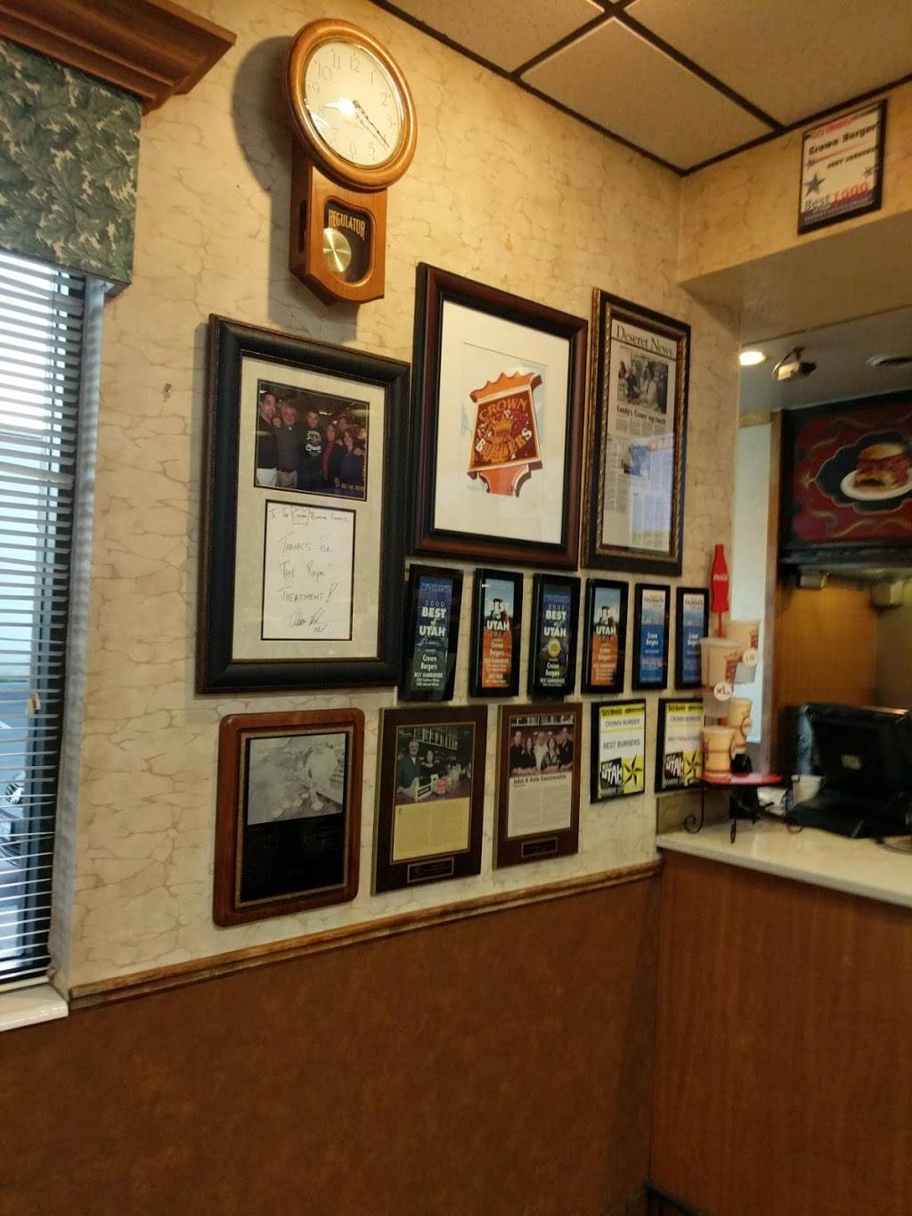 Crown Burgers | restaurant | 377 E 200 S, Salt Lake City, UT 84111, USA | 8015321155 OR +1 801-532-1155