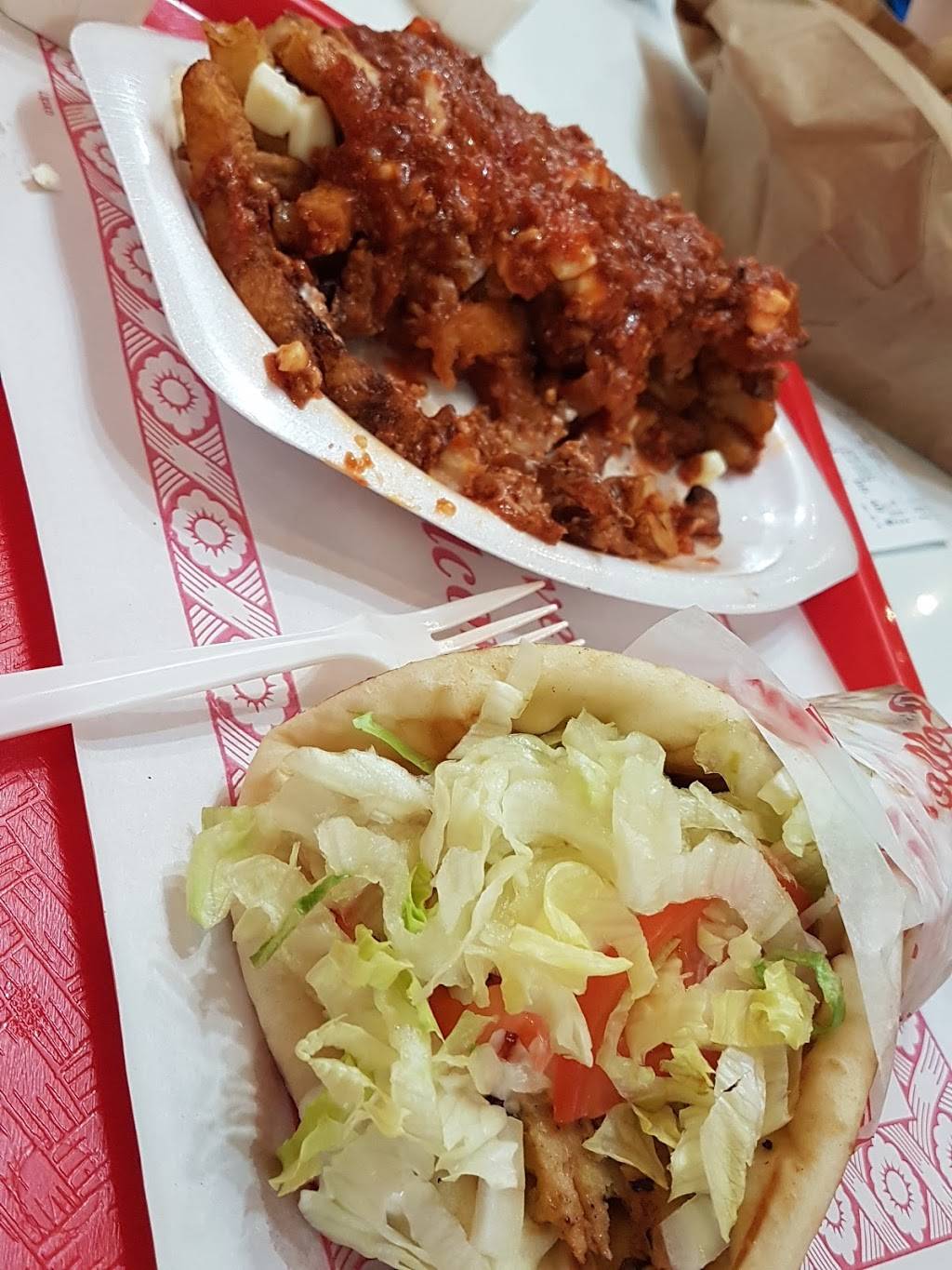 Restaurant La Belle Province | restaurant | 239 Rue Seigneuriale, Québec, QC G1E 4Y8, Canada | 4186617171 OR +1 418-661-7171