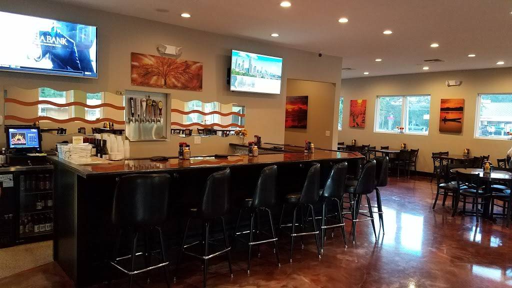 Sunsets Restaurant | restaurant | 18430 Livingston Ave, Lutz, FL 33559, USA | 8139531085 OR +1 813-953-1085