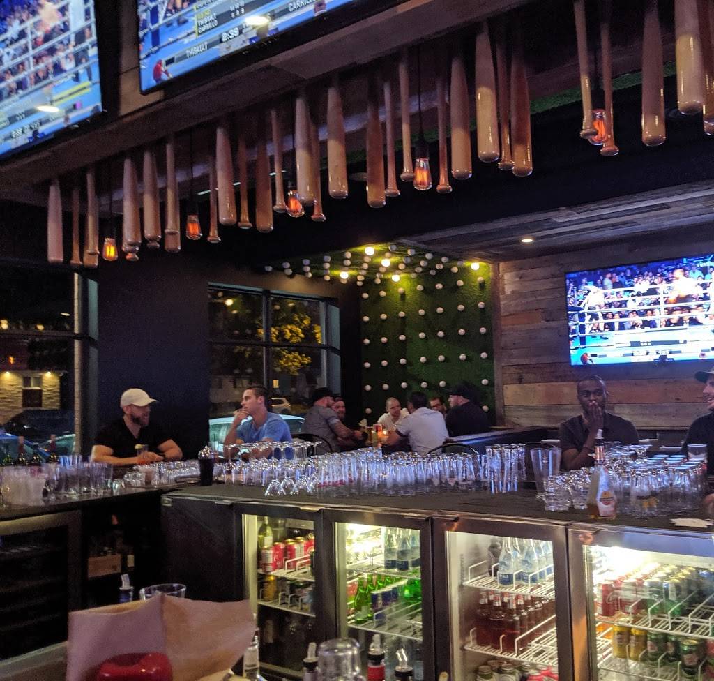 Bistro La Chambre | restaurant | 50 Boulevard Industriel, Repentigny, QC J6A 4X6, Canada | 4508241424 OR +1 450-824-1424