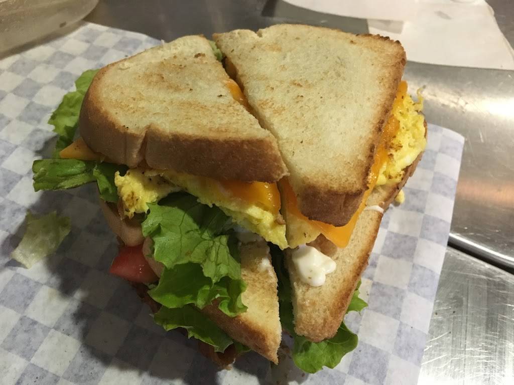 GFS Restaurant and Catering | restaurant | 7710 FL-544 E, Winter Haven, FL 33881, USA | 8634228833 OR +1 863-422-8833