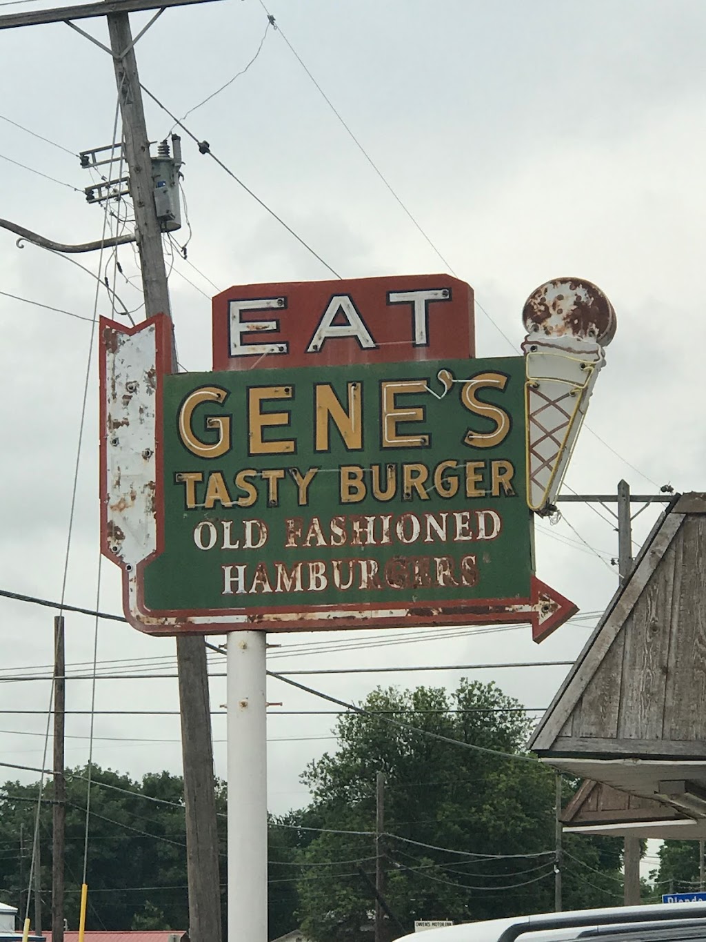 Genes Tasty Burger | restaurant | 2310 Holliday Rd, Wichita Falls, TX 76301, USA | 9402287616 OR +1 940-228-7616
