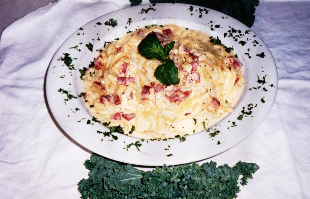 Giuseppes Pizzeria & Ristorante | restaurant | 312 Daniel Webster Hwy #3, Meredith, NH 03253, USA | 6032793313 OR +1 603-279-3313