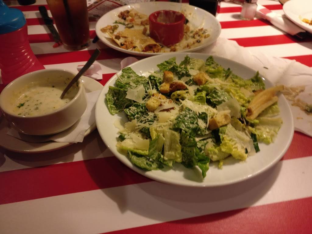 TGI Fridays | restaurant | 2801 E Central Texas Expy, Killeen, TX 76543, USA | 2549532117 OR +1 254-953-2117