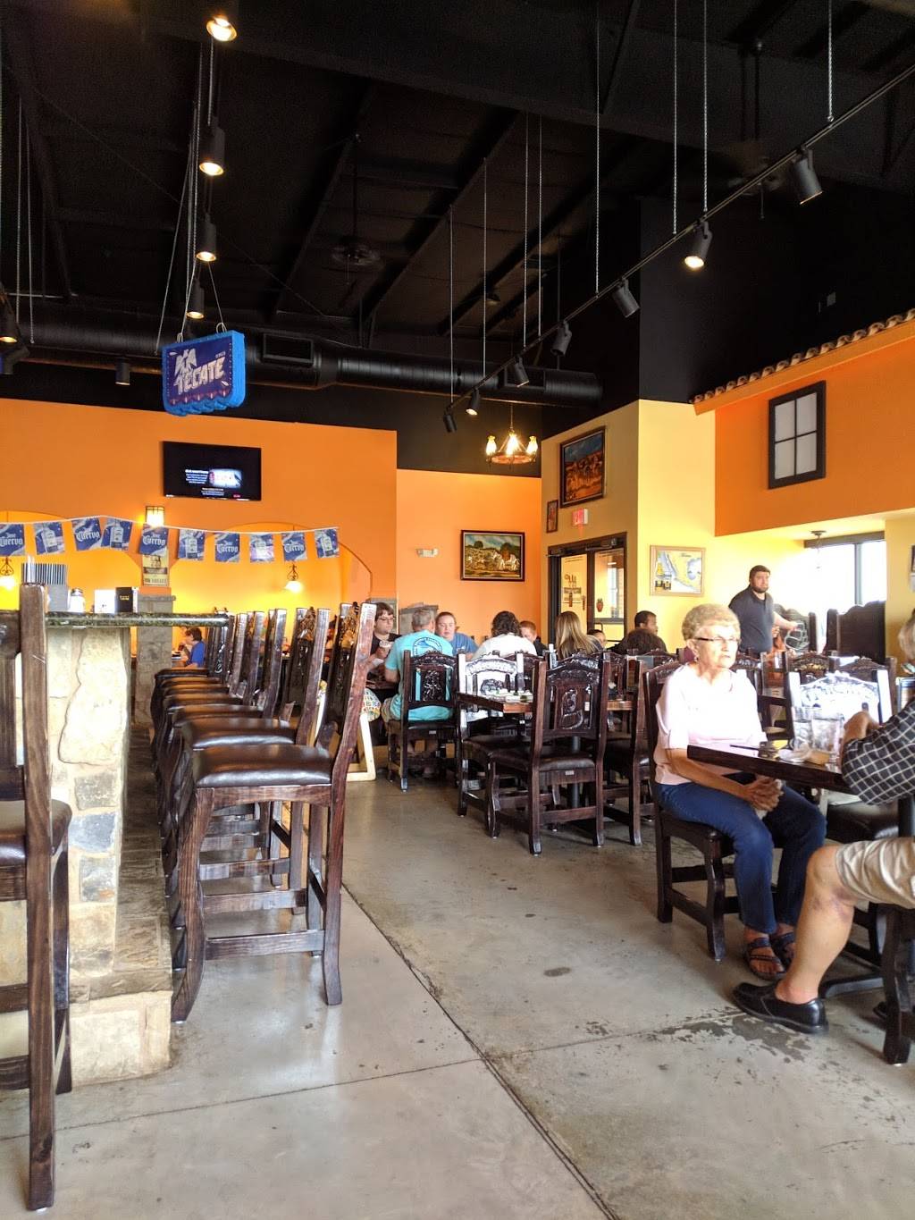 El Agave Mexican Restaurant | restaurant | 3560 N Maize Rd #110, Wichita, KS 67205, USA | 3166367084 OR +1 316-636-7084