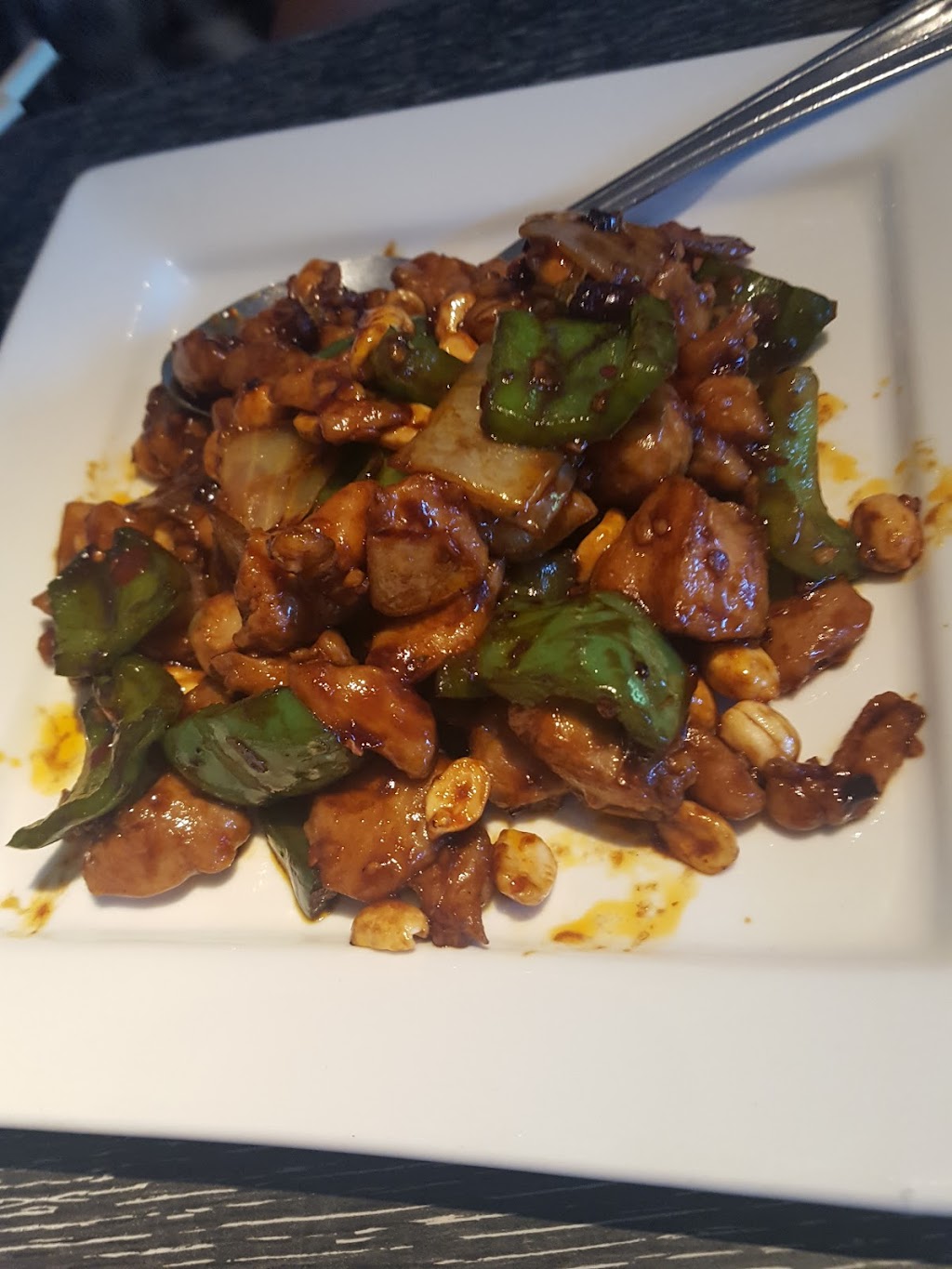 New China Cafe | cafe | 1002 W Main St, Merced, CA 95340, USA | 2097221485 OR +1 209-722-1485