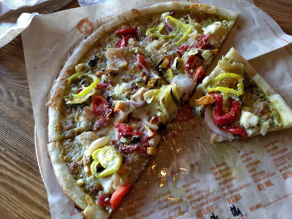 Blaze Pizza | meal takeaway | Louisville - Shelbyville Rd. Plaza, 4600 Shelbyville Rd, Louisville, KY 40207, USA | 8188614520 OR +1 818-861-4520