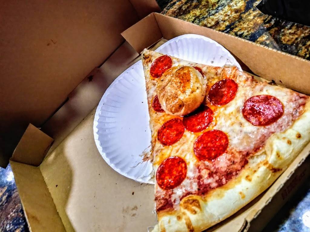 Gittos Pizza | restaurant | 120 S Orange Ave, Orlando, FL 32801, USA | 4072038889 OR +1 407-203-8889