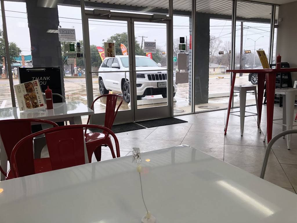 Fry Daddys | restaurant | 10350 Scyene Rd, Dallas, TX 75227, USA | 4693990773 OR +1 469-399-0773