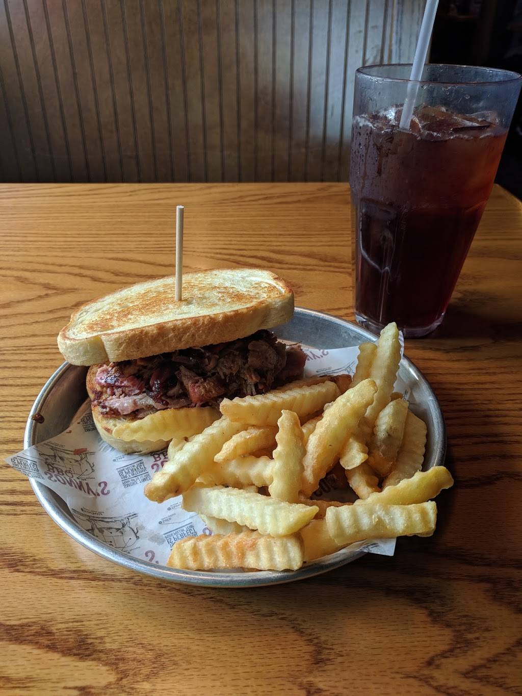 Sonnys BBQ | restaurant | 310 S Alafaya Trail, Orlando, FL 32828, USA | 4074820888 OR +1 407-482-0888