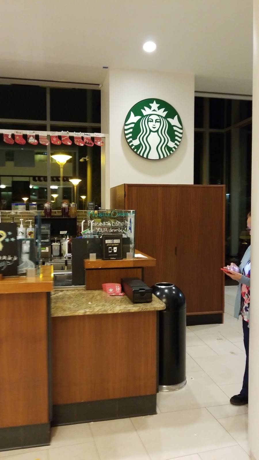 Starbucks | cafe | Palomar Medical Center Escondido, 2185 Citracado Parkway, Escondido, CA 92029, USA | 7607411686 OR +1 760-741-1686