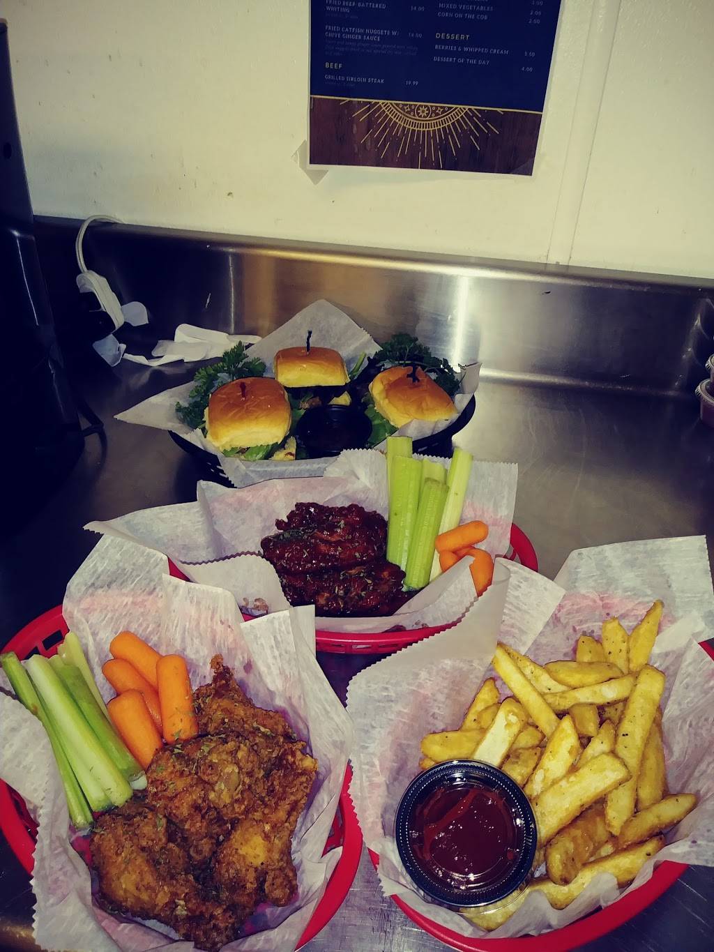 La Rouge | night club | 972 Broad St, Newark, NJ 07102, USA | 9736232200 OR +1 973-623-2200