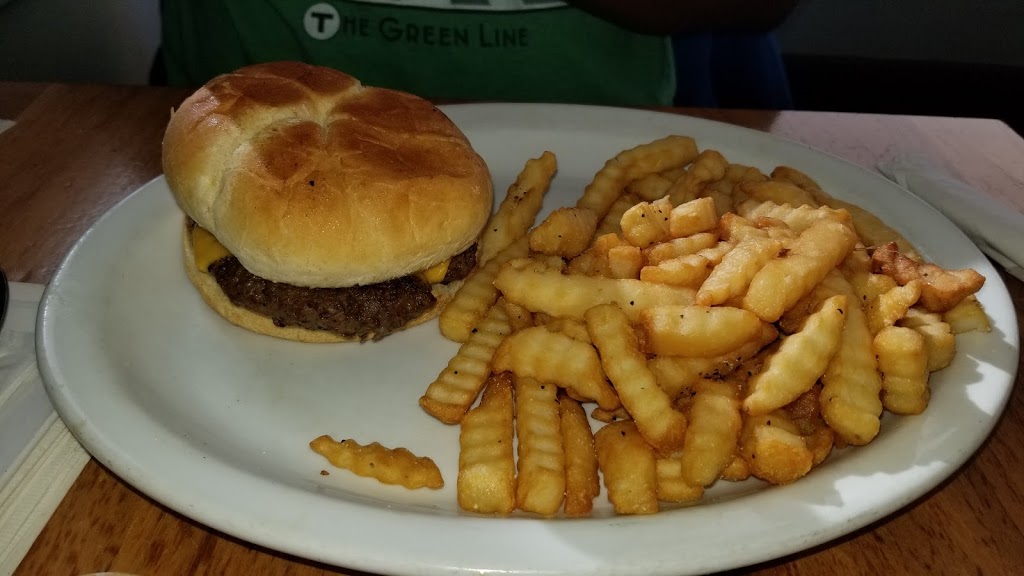 El Paisa Restaurante | restaurant | 215 Border St, Boston, MA 02128, USA | 6175698900 OR +1 617-569-8900