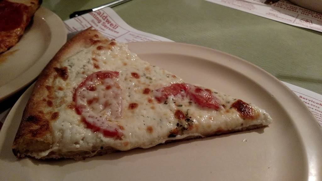 Leonardos Restaurant | restaurant | 1377, 1267 Liberty St # A, Franklin, PA 16323, USA | 8144328421 OR +1 814-432-8421