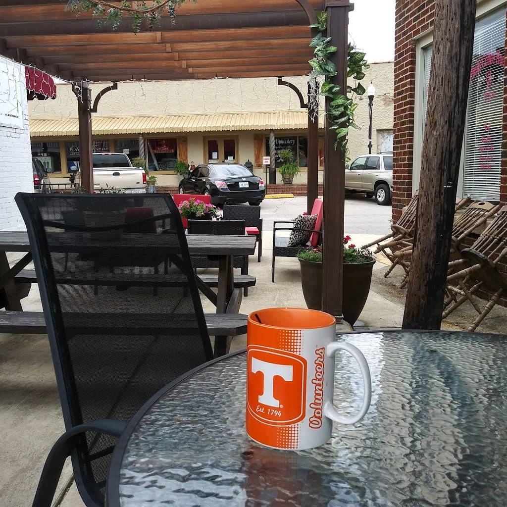 Pinks Coffee House | restaurant | 9120 Pigeon Roost Rd, Olive Branch, MS 38654, USA | 6624207229 OR +1 662-420-7229