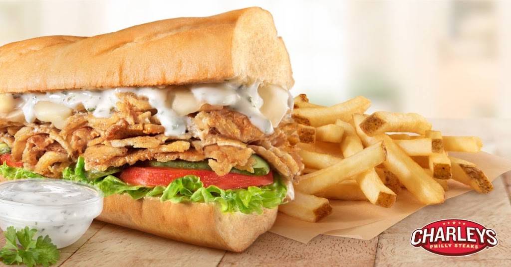 Charleys Philly Steaks | restaurant | 3272 S 27th St, Milwaukee, WI 53215, USA | 4146716770 OR +1 414-671-6770