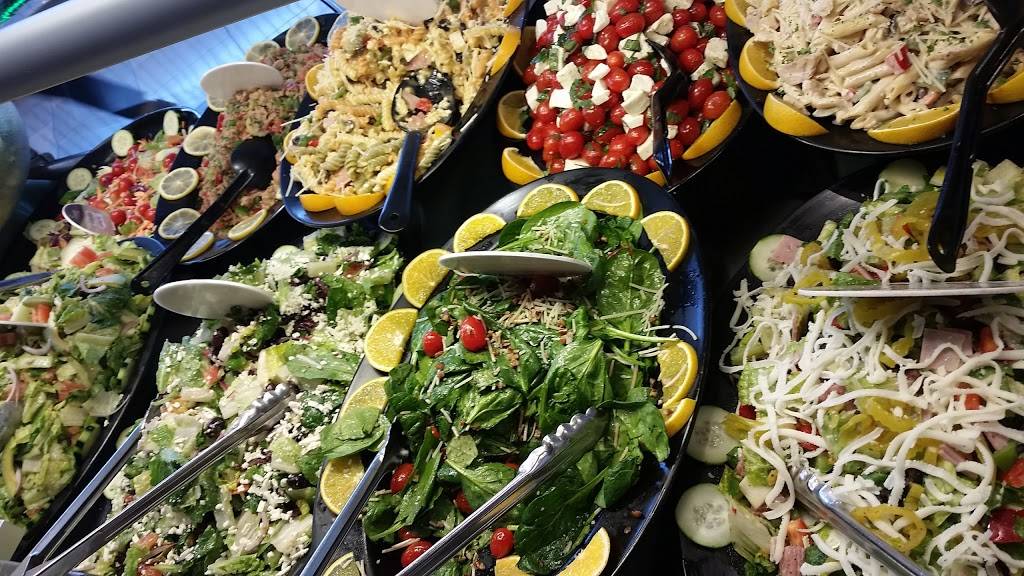 Luciano Express Pizzeria | restaurant | 7400 San Pedro Ave #904, San Antonio, TX 78216, USA | 2103423428 OR +1 210-342-3428