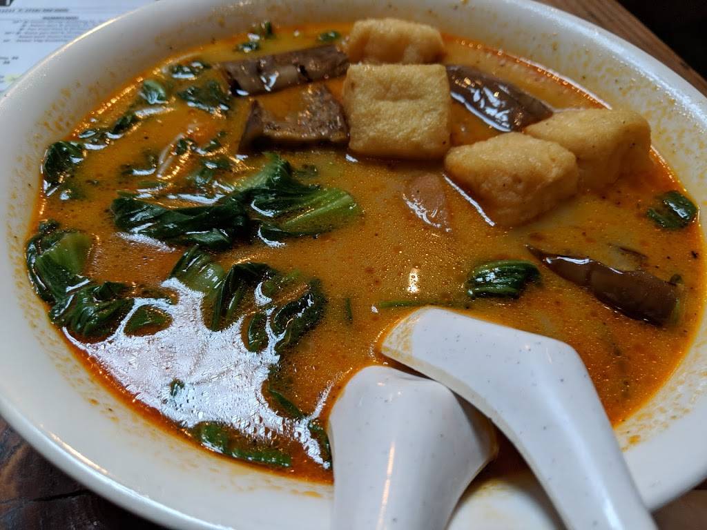 Bia | restaurant | 67 S 6th St, Brooklyn, NY 11211, USA | 7183880908 OR +1 718-388-0908