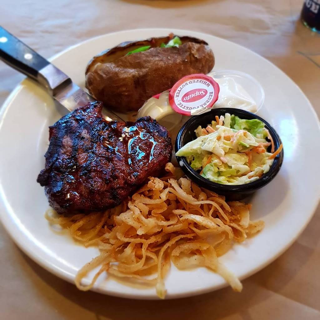 Montanas | restaurant | 870 The Parkway, Peterborough, ON K9J 8S5, Canada | 7057439385 OR +1 705-743-9385