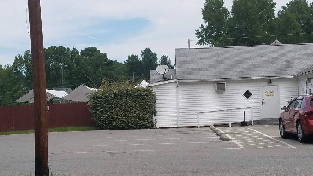 Chiefs Neighborhood Bar | restaurant | 18155 River Rd, Tall Timbers, MD 20690, USA | 3019940772 OR +1 301-994-0772