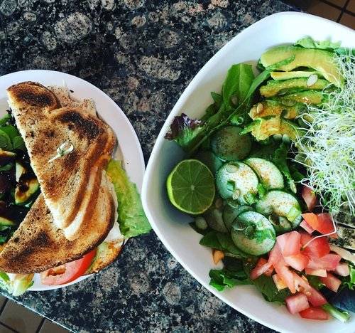 Honey Cup Coffee and Kitchen | cafe | 3500 Harbor Blvd, Oxnard, CA 93035, USA | 8052040008 OR +1 805-204-0008