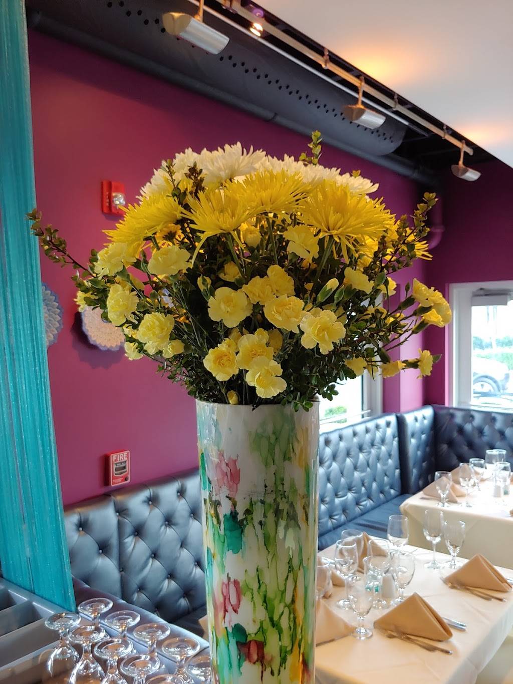 BHA! BHA! Persian Bistro | restaurant | 865 5th Ave S, Naples, FL 34102, USA | 2395945557 OR +1 239-594-5557