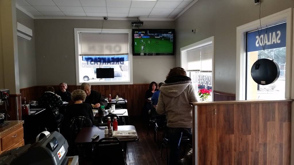 Neptune City Diner | restaurant | 306 W Sylvania Ave, Neptune City, NJ 07753, USA | 7324555245 OR +1 732-455-5245