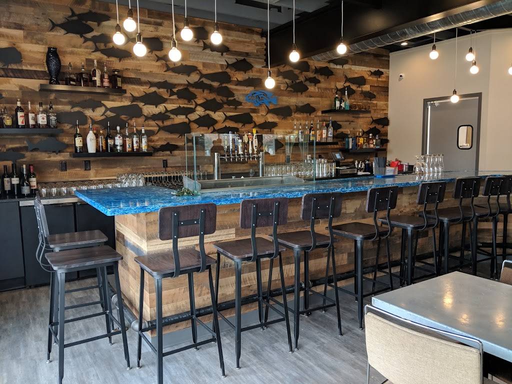 The Tin Fish | restaurant | 707 State St, Newburgh, IN 47630, USA | 8124907000 OR +1 812-490-7000