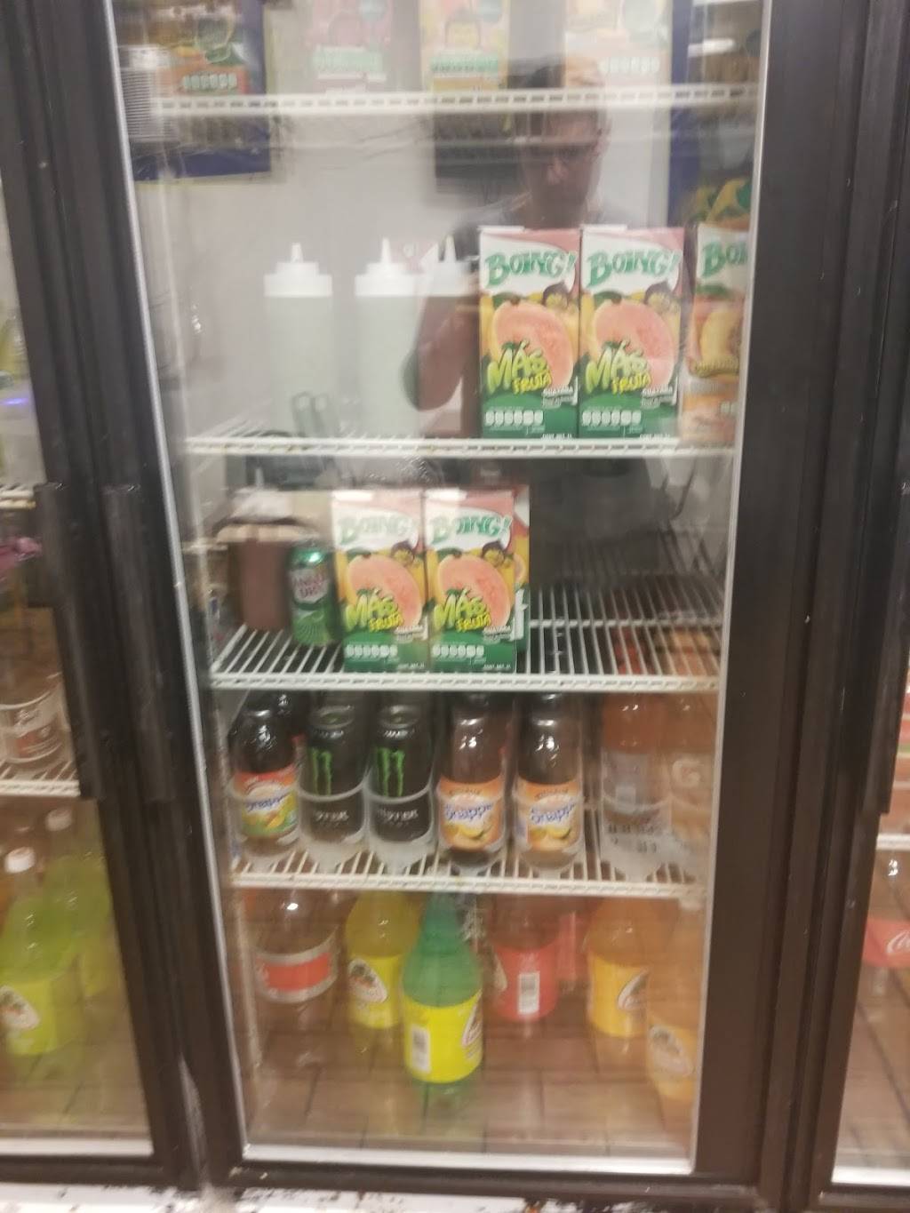 Taqueria El Maguey | restaurant | 1538 S 10th St, Philadelphia, PA 19147, USA | 2675283296 OR +1 267-528-3296