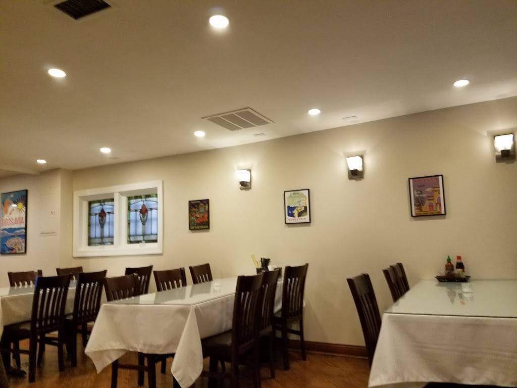 Sunset Pho Caffe | restaurant | 5726 N Western Ave, Chicago, IL 60659, USA | 7732752327 OR +1 773-275-2327