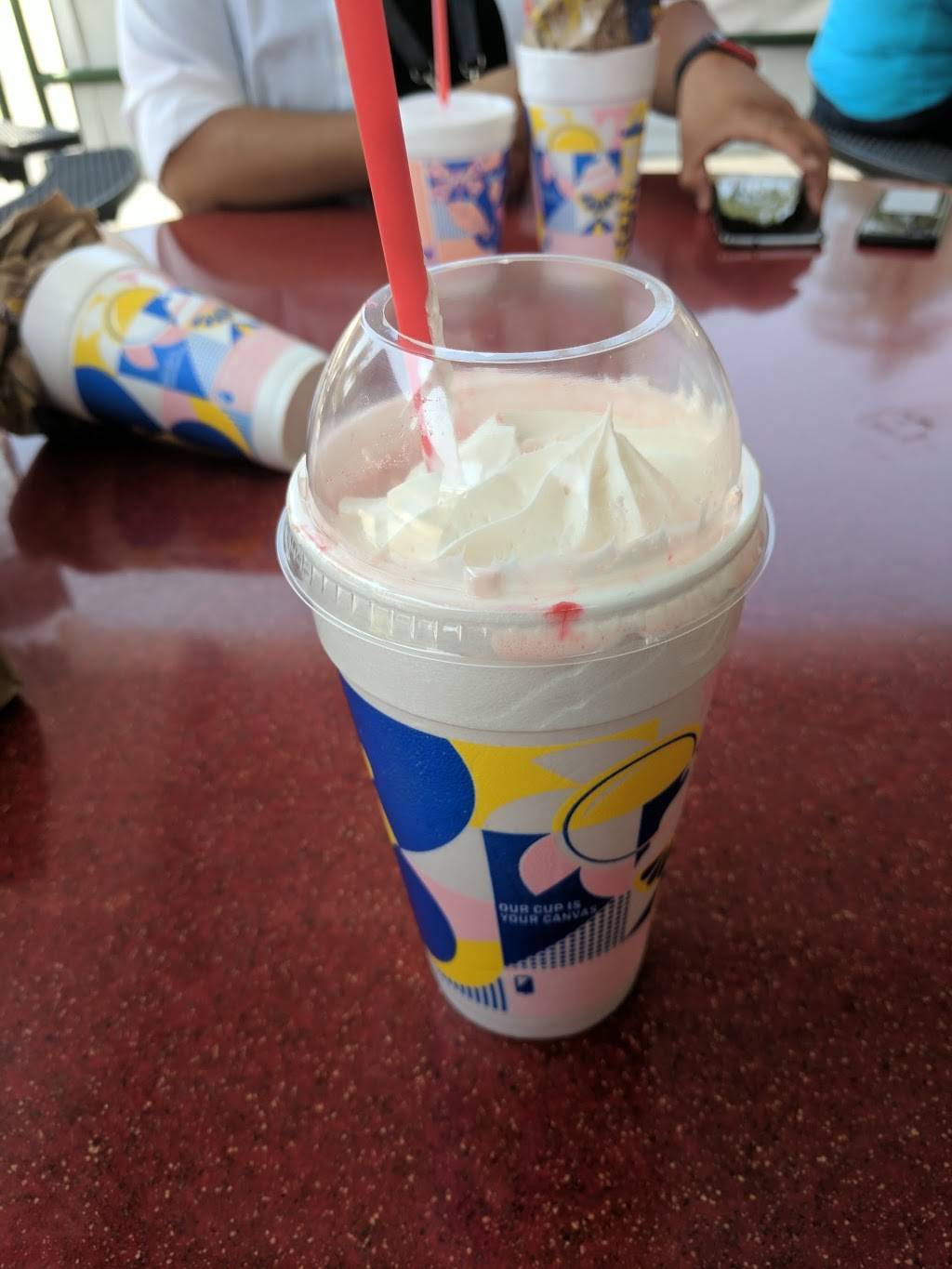 Sonic Drive-In | restaurant | 40 Rio Rancho Rd, Pomona, CA 91766, USA | 9098654728 OR +1 909-865-4728