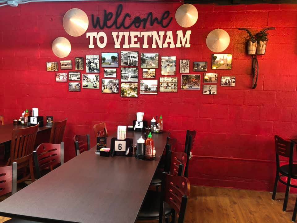 Pho Vi-Vi Pearland | restaurant | 1921 E Broadway St, Pearland, TX 77581, USA | 8322882170 OR +1 832-288-2170