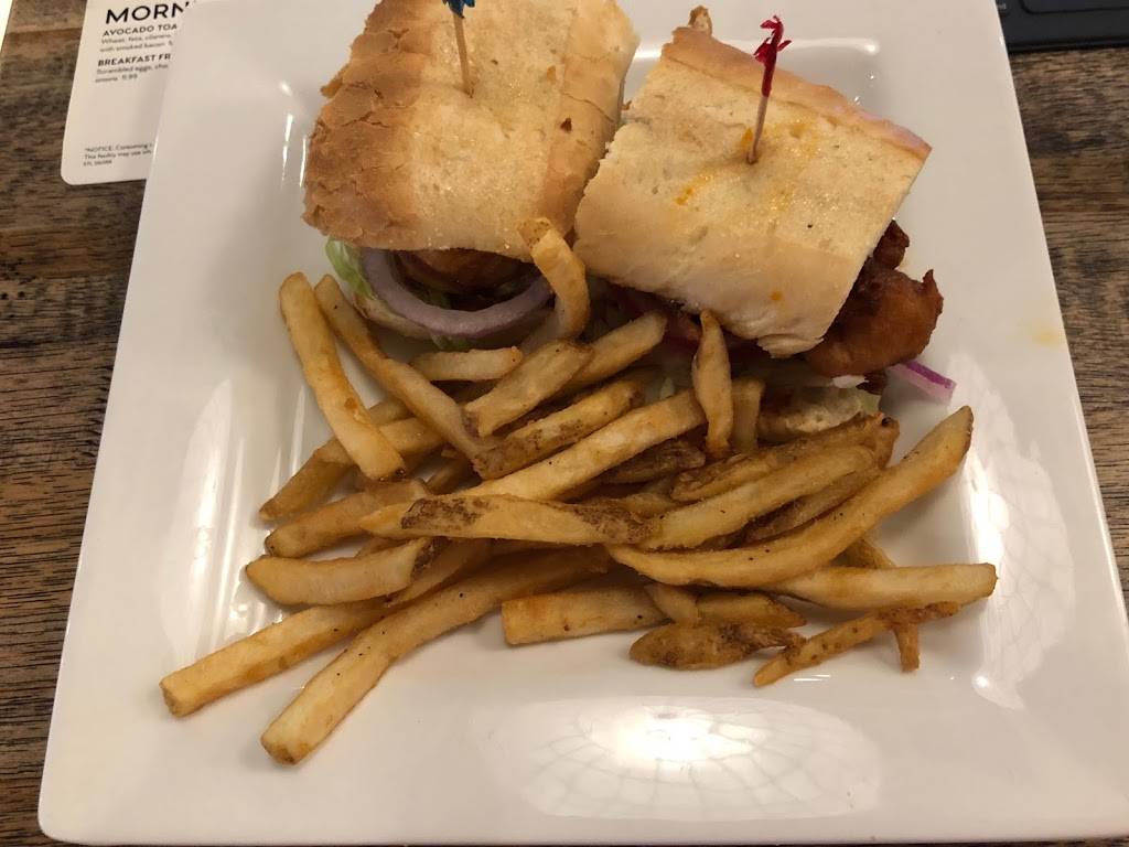 Wingtips Lounge | restaurant | St.Louis Lambert International Airport, St. Louis, MO 63145, USA | 3143000689 OR +1 314-300-0689