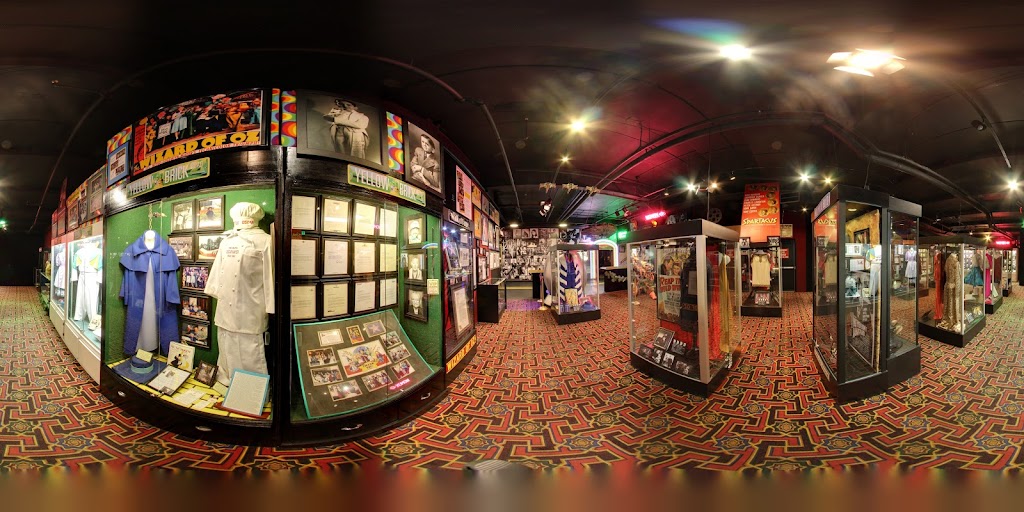 Hollywood Blvd Cinema | restaurant | 1001 West, 75th St, Woodridge, IL 60517, USA | 6304271880 OR +1 630-427-1880