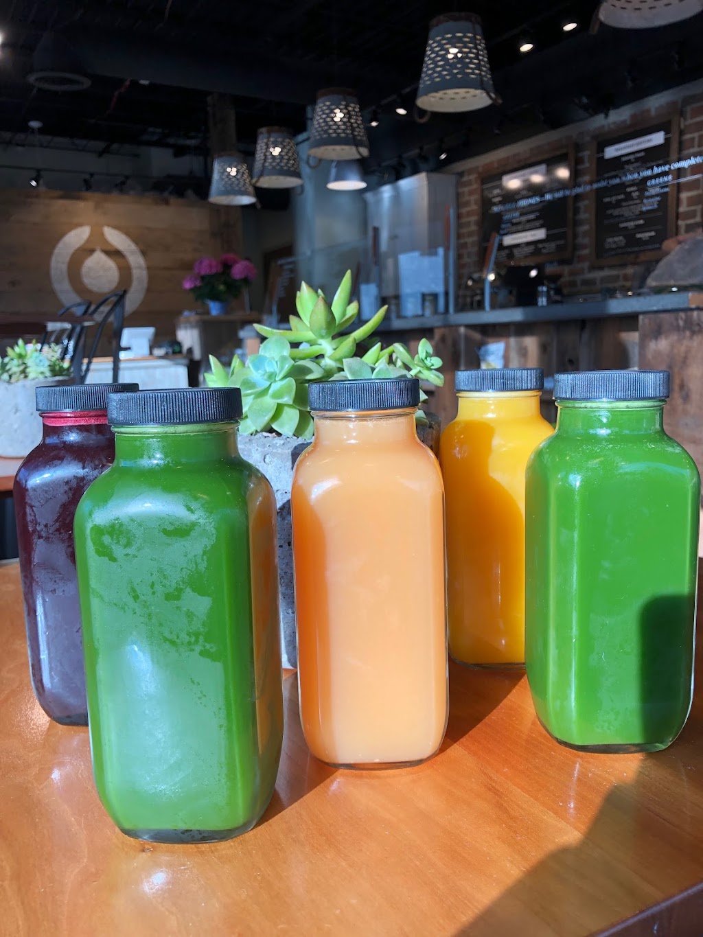 Muvel | restaurant | 524 E Washington St, Chagrin Falls, OH 44022, USA | 4403370051 OR +1 440-337-0051