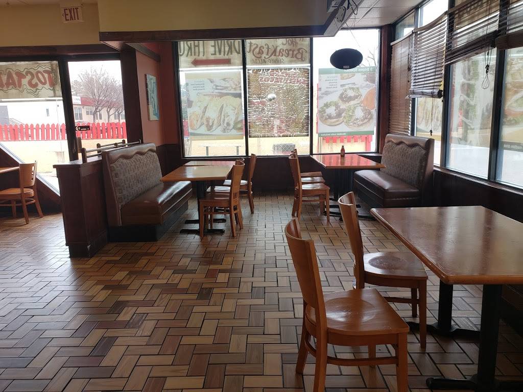 Federicos Mexican Food | restaurant | 5555 Zuni Rd SE, Albuquerque, NM 87108, USA | 5052551094 OR +1 505-255-1094