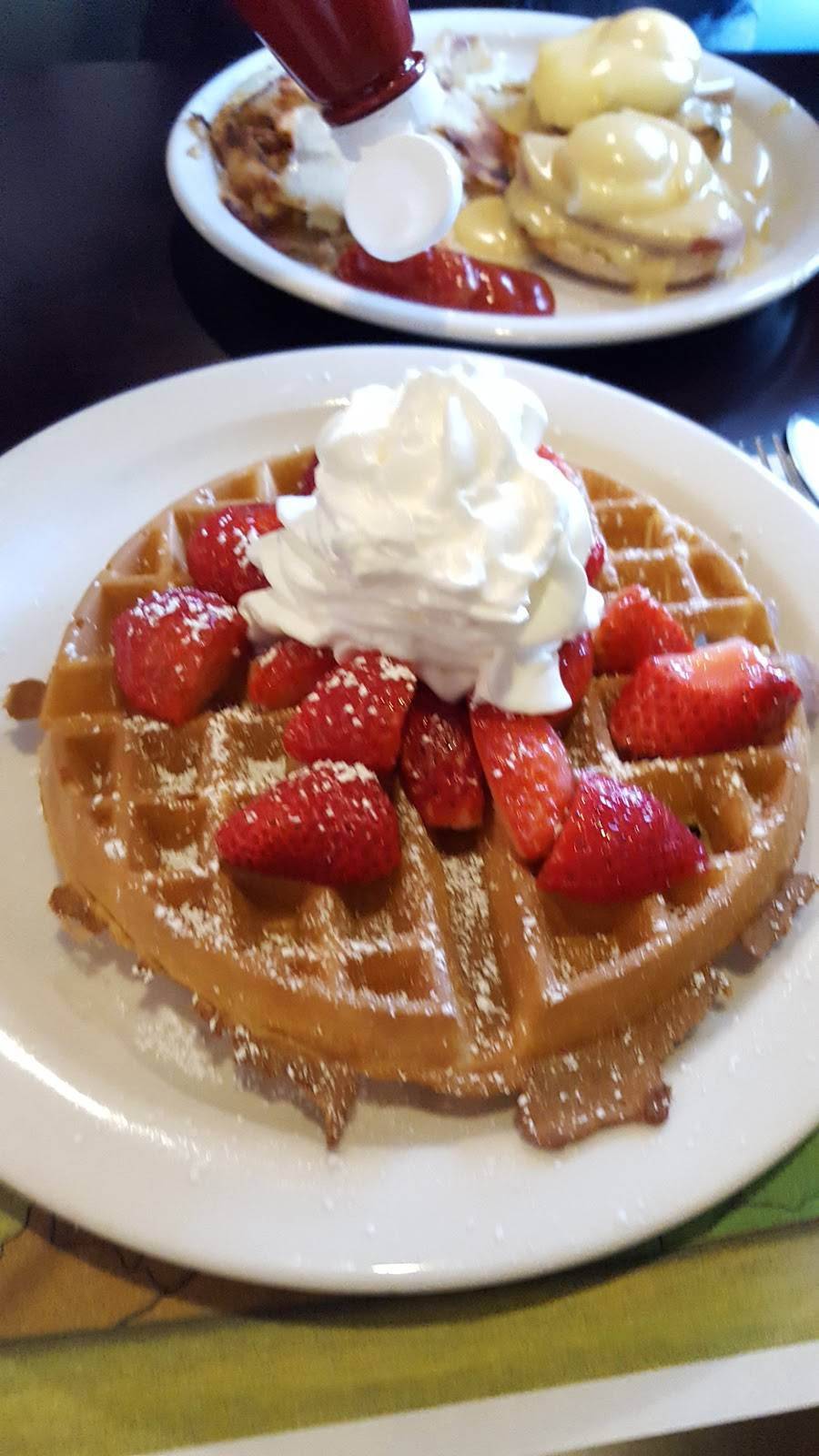 Colonial Pancake House | restaurant | 301 Page St, Williamsburg, VA 23185, USA | 7572535852 OR +1 757-253-5852