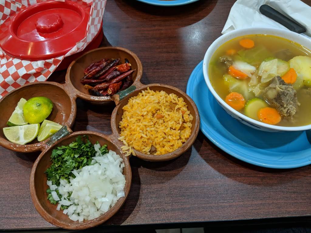 Los Cuates Taqueria | restaurant | 140 Hazelwood Dr, South San Francisco, CA 94080, USA | 6507458203 OR +1 650-745-8203