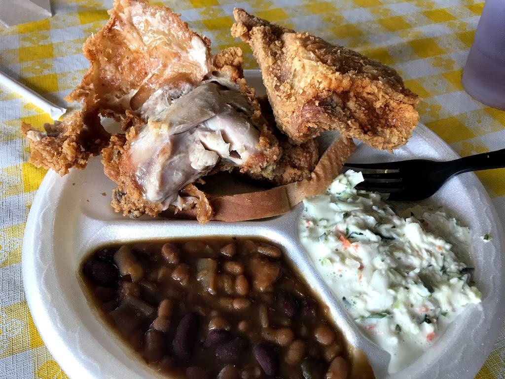 Champys | restaurant | 6925 Lee Hwy, Chattanooga, TN 37421, USA | 4238032800 OR +1 423-803-2800