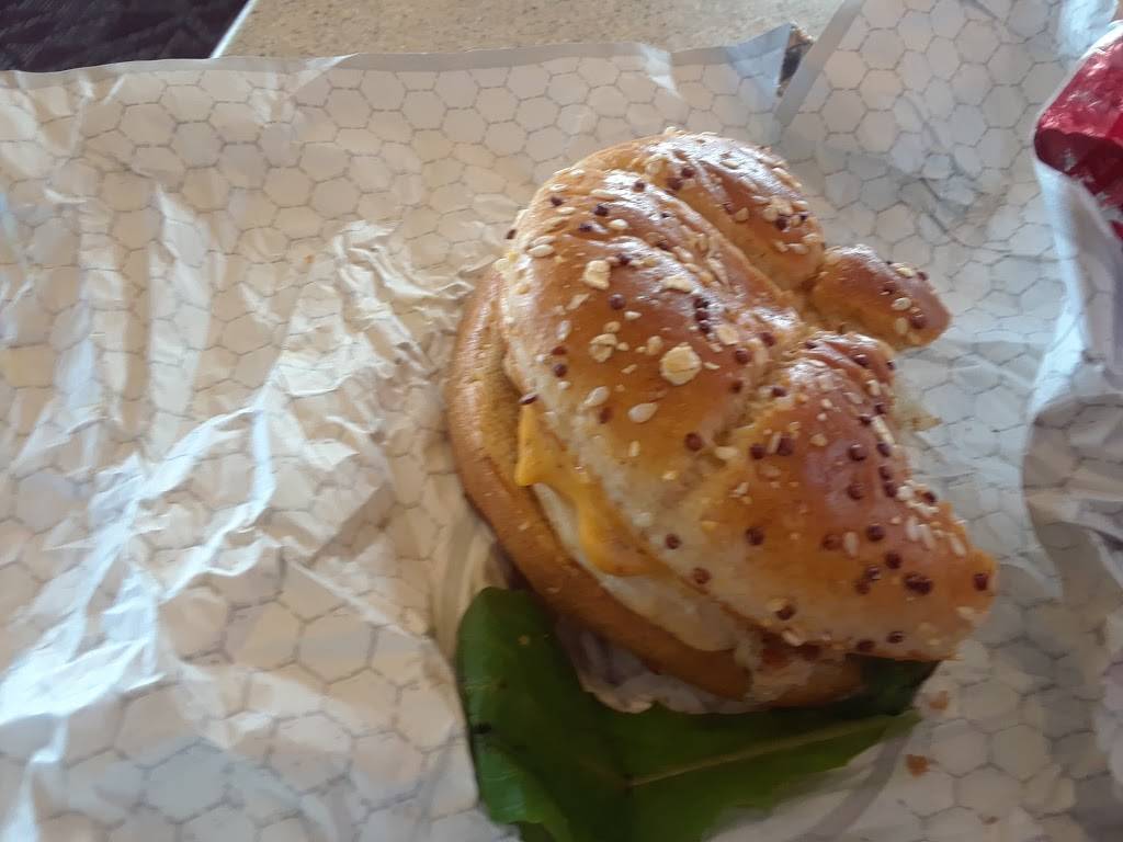 Wendys | restaurant | 1712 N Telegraph Rd, Monroe, MI 48162, USA | 7342433659 OR +1 734-243-3659