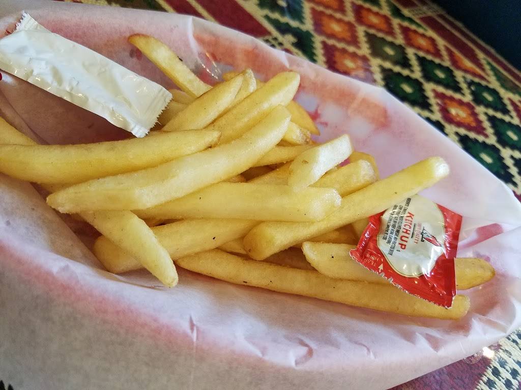 Petra Falafel | restaurant | 7314 Madison St, Forest Park, IL 60130, USA | 7086574002 OR +1 708-657-4002