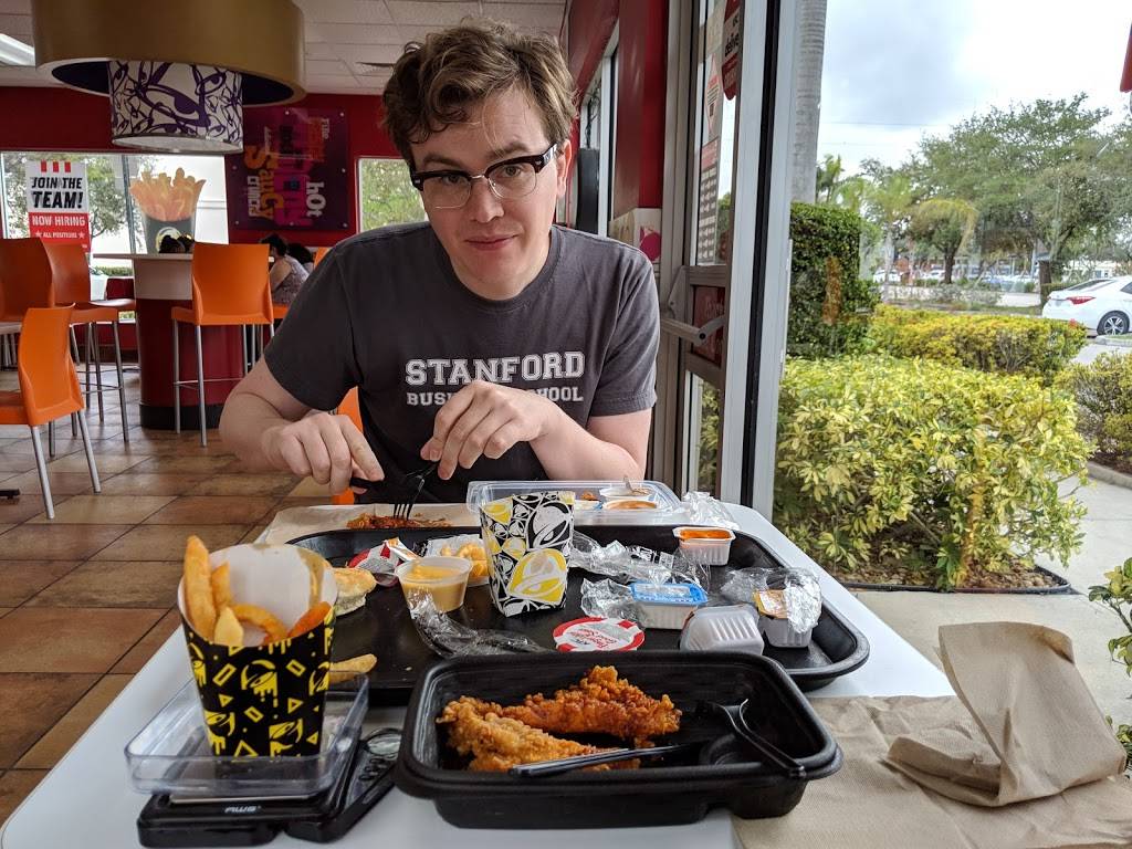 KFC | restaurant | 10725 NW 41st St, Miami, FL 33178, USA | 3056298342 OR +1 305-629-8342