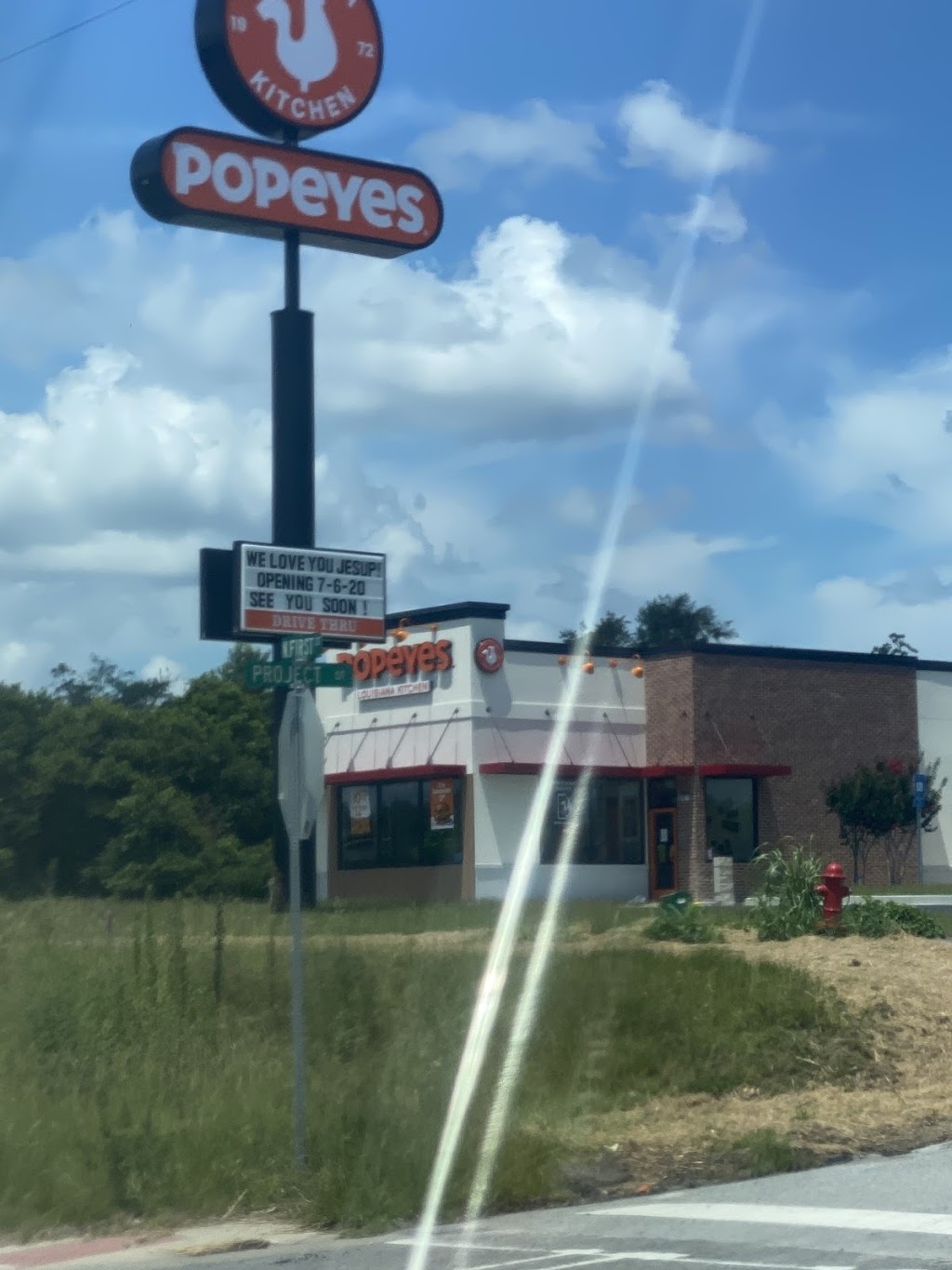 Popeyes Louisiana Kitchen | restaurant | 401 N 1st St, Jesup, GA 31545, USA | 9124039018 OR +1 912-403-9018