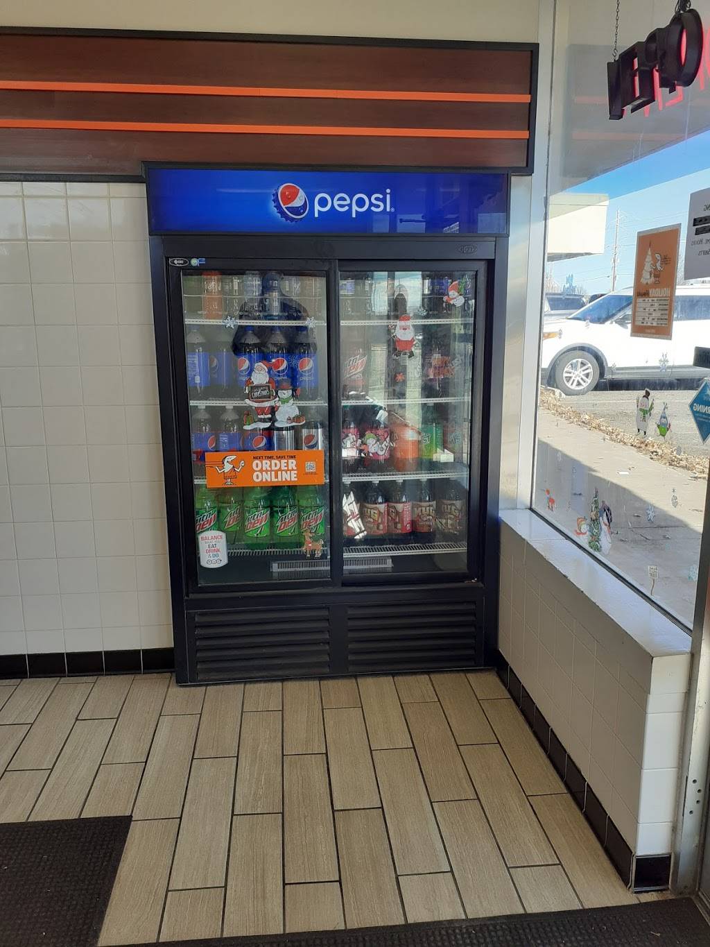 Little Caesars Pizza | meal takeaway | 307 N Main St, Haysville, KS 67060, USA | 3165291100 OR +1 316-529-1100