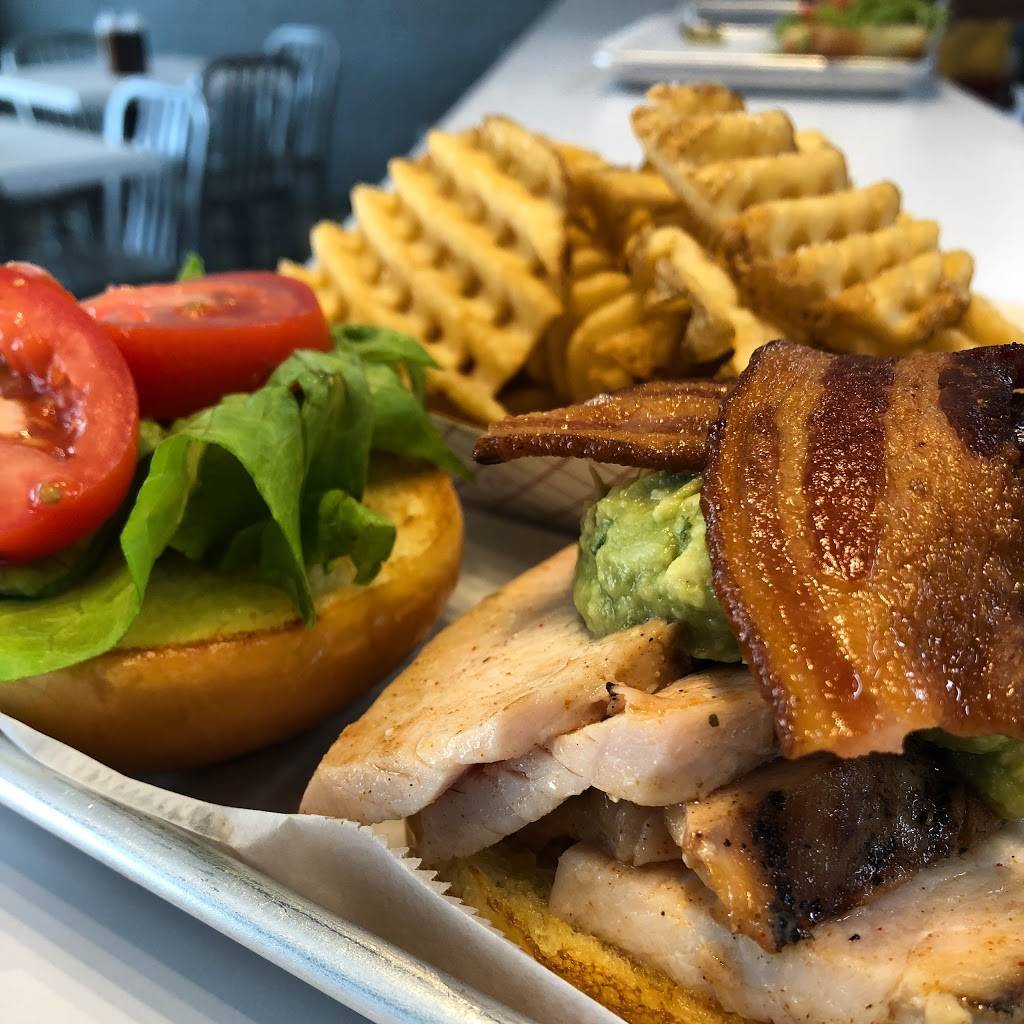 The SmoQue Pit | restaurant | 454 S Main St, Statesboro, GA 30458, USA | 9122599074 OR +1 912-259-9074