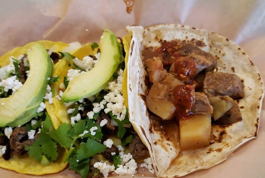 El Taquito | restaurant | 20007 Farm to Market 685, Pflugerville, TX 78660, USA | 5122521811 OR +1 512-252-1811