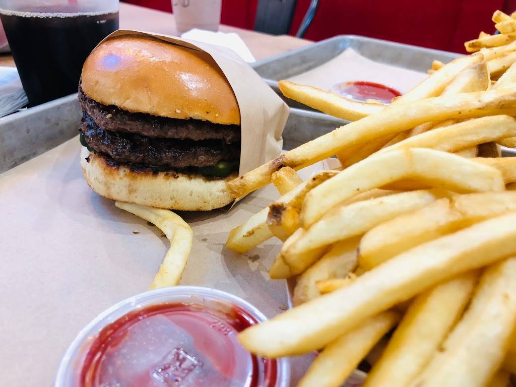 Calibur | restaurant | 68 W Portal Ave, San Francisco, CA 94127, USA | 4157424931 OR +1 415-742-4931