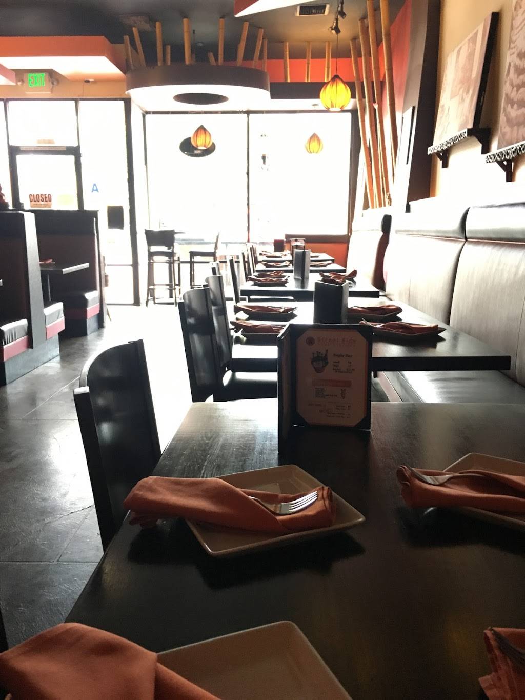 Street Side Thai Kitchen | restaurant | 3025 University Ave, San Diego, CA 92104, USA | 6192289208 OR +1 619-228-9208